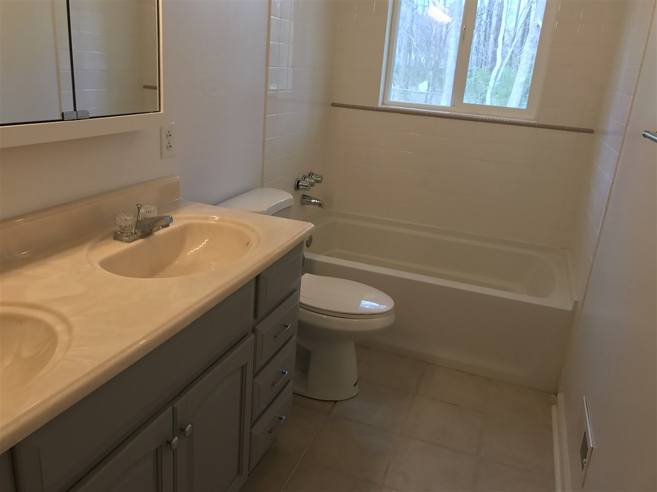 111 Barclay Road Durham, NC 27712 - Photo 14 of 21 Hall Bathroom