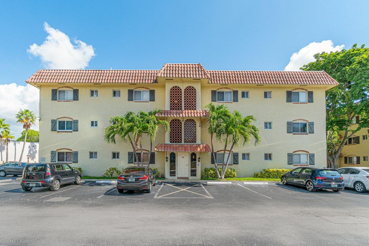 253 South Cypress Road, Unit 222 Pompano Beach, FL 33060 - Photo 1 of 40 001-253SouthCypressRoad-PompanoBeach-FL-