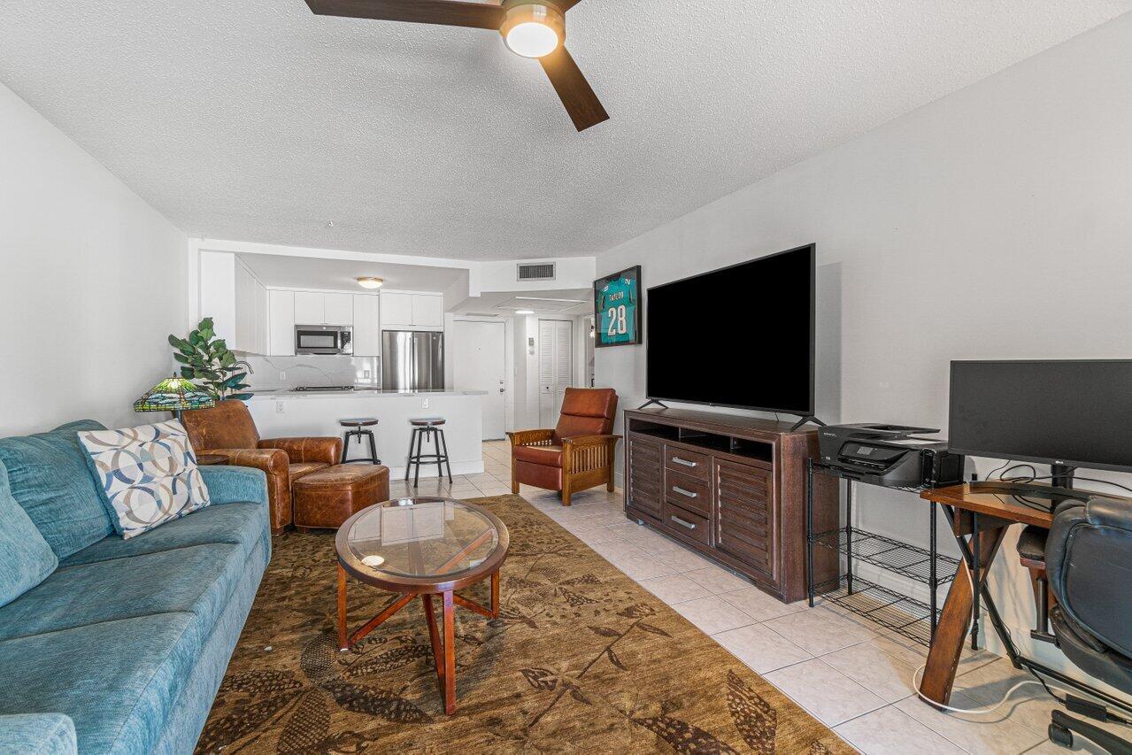253 South Cypress Road, Unit 222 Pompano Beach, FL 33060 - Photo 12 of 40 018-253SouthCypressRoad-PompanoBeach-FL-