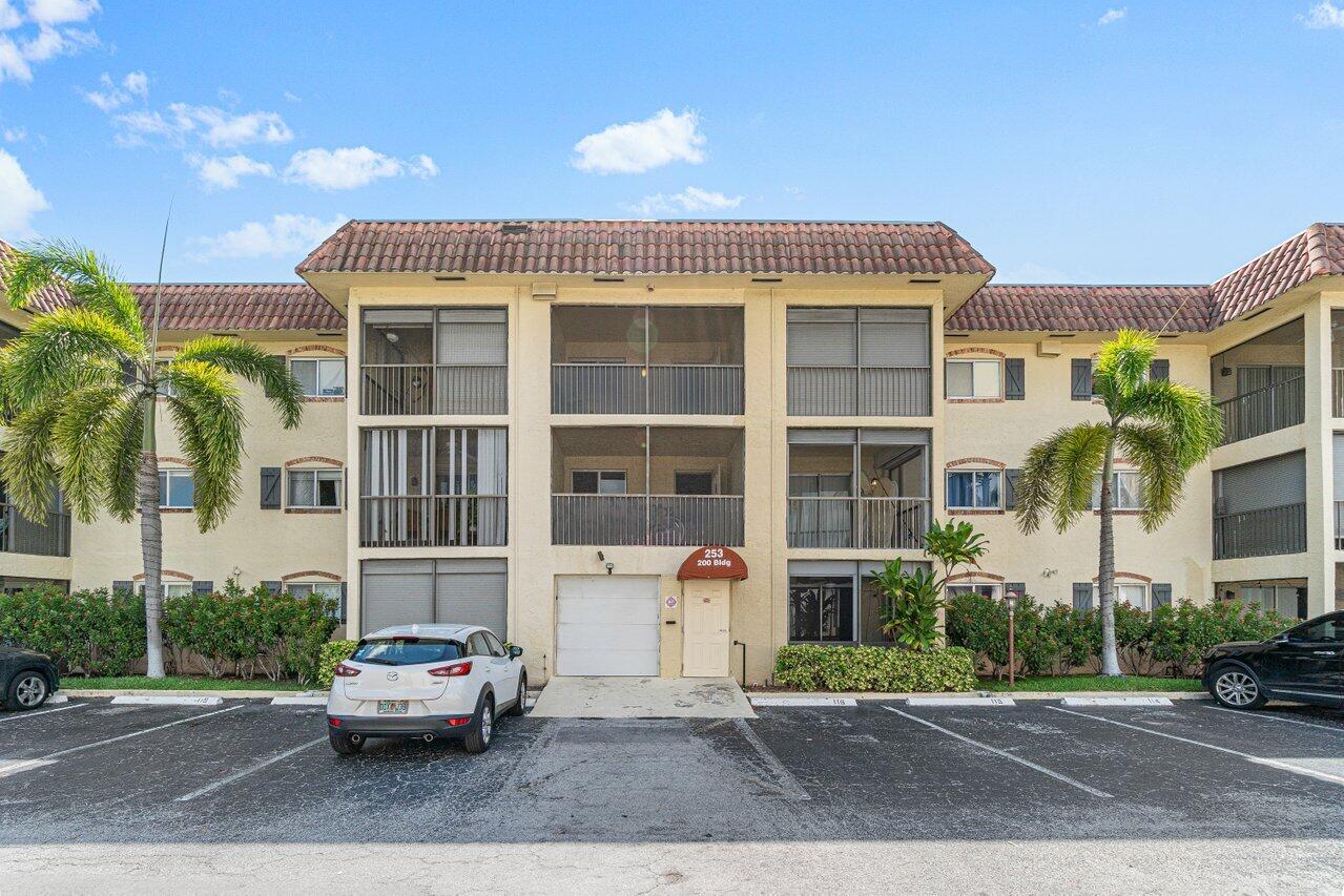 253 South Cypress Road, Unit 222 Pompano Beach, FL 33060 - Photo 25 of 40 004-253SouthCypressRoad-PompanoBeach-FL-
