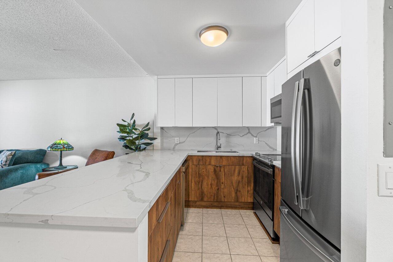 253 South Cypress Road, Unit 222 Pompano Beach, FL 33060 - Photo 3 of 40 009-253SouthCypressRoad-PompanoBeach-FL-