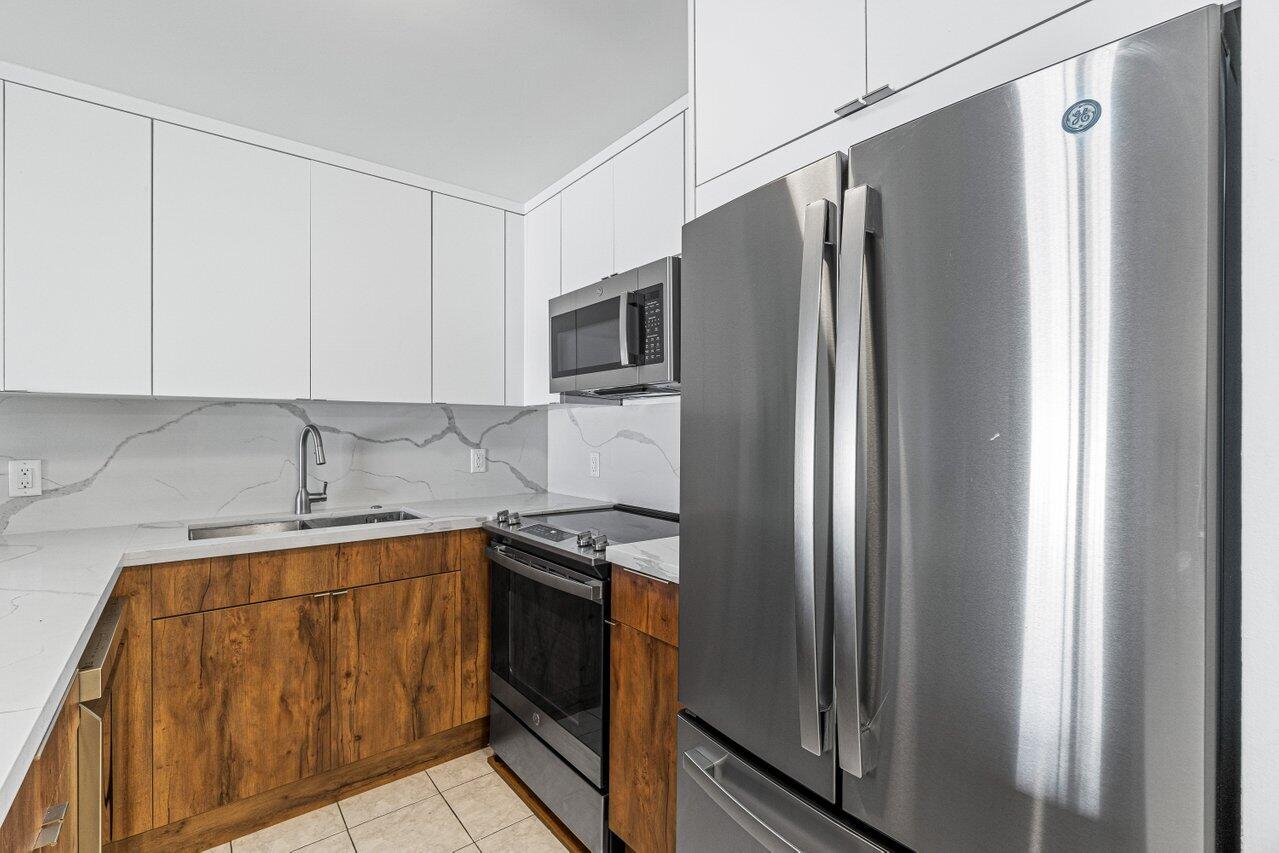 253 South Cypress Road, Unit 222 Pompano Beach, FL 33060 - Photo 4 of 40 010-253SouthCypressRoad-PompanoBeach-FL-
