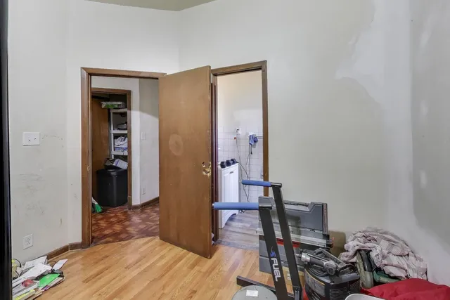 $249,000 | 401 South Cicero Avenue, Chicago, IL 60644