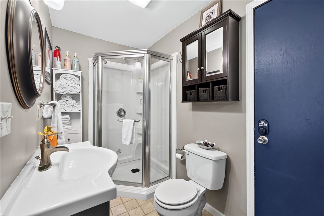 4613 Clover Road Gorham, NY 14424 - Photo 20 of 49 Airbnb suite bathroom