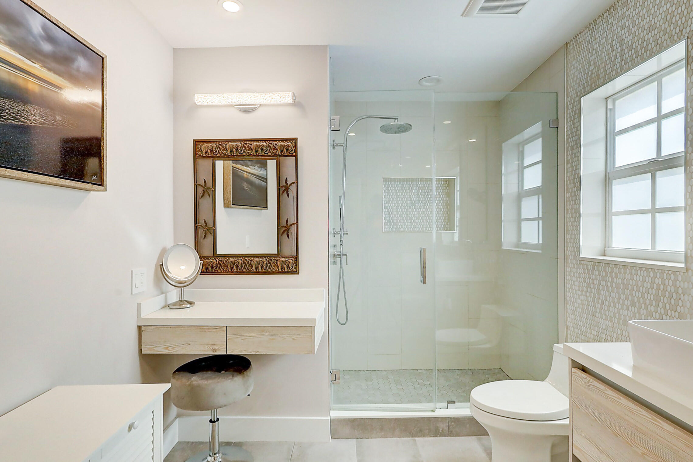 17256 Boca Club Boulevard, Unit 1402 Boca Raton, FL 33487 - Photo 24 of 33 Vanity area/built in Laundry Basket