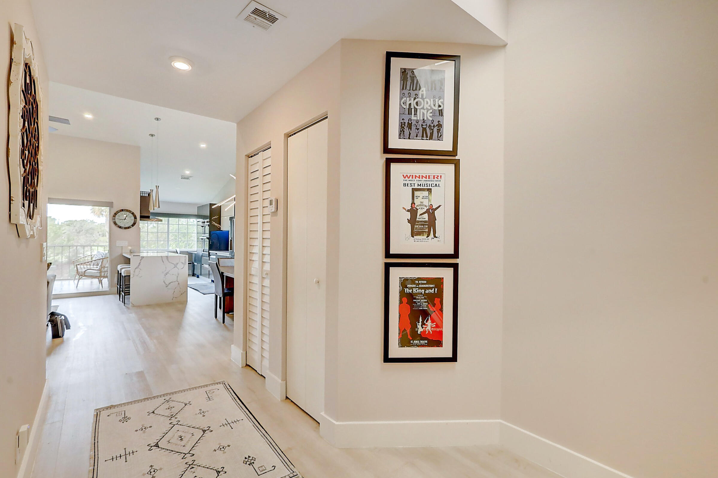 17256 Boca Club Boulevard, Unit 1402 Boca Raton, FL 33487 - Photo 5 of 33 Foyer