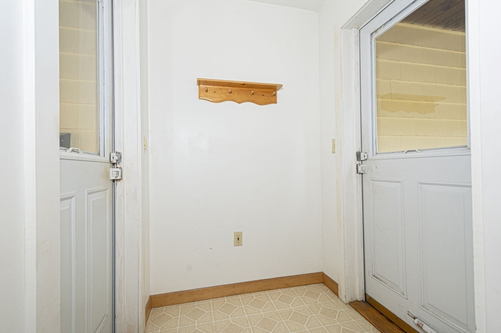 463 Farm Road Marlborough, MA 01752 - Photo 11 of 30 Gallery Image 11