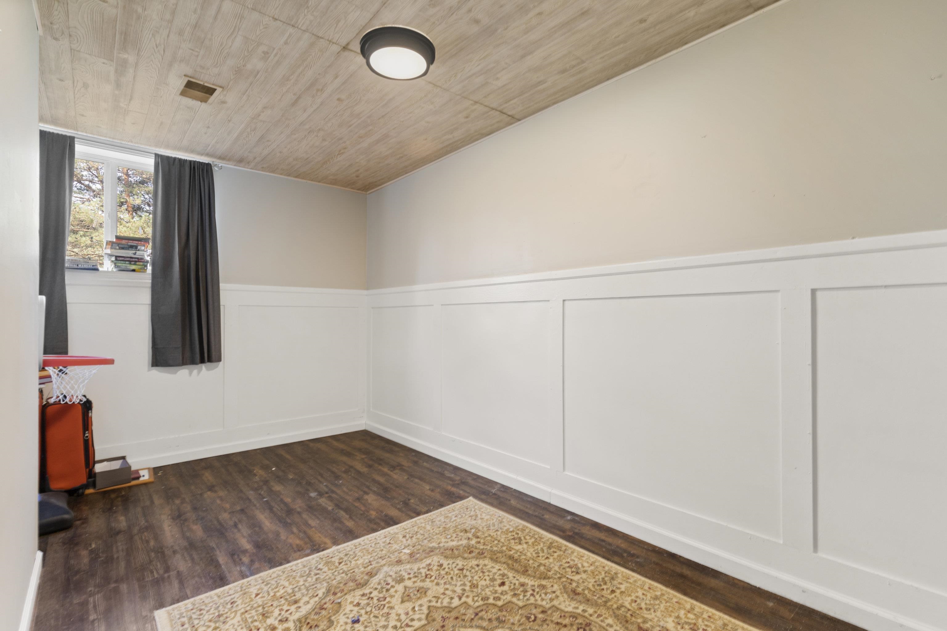 17394 Fewins Road Interlochen, MI 49643 - Photo 37 of 43 1926843-4bf99a0c-6c47-4fcc-9328-b218c208bd4b.JPG