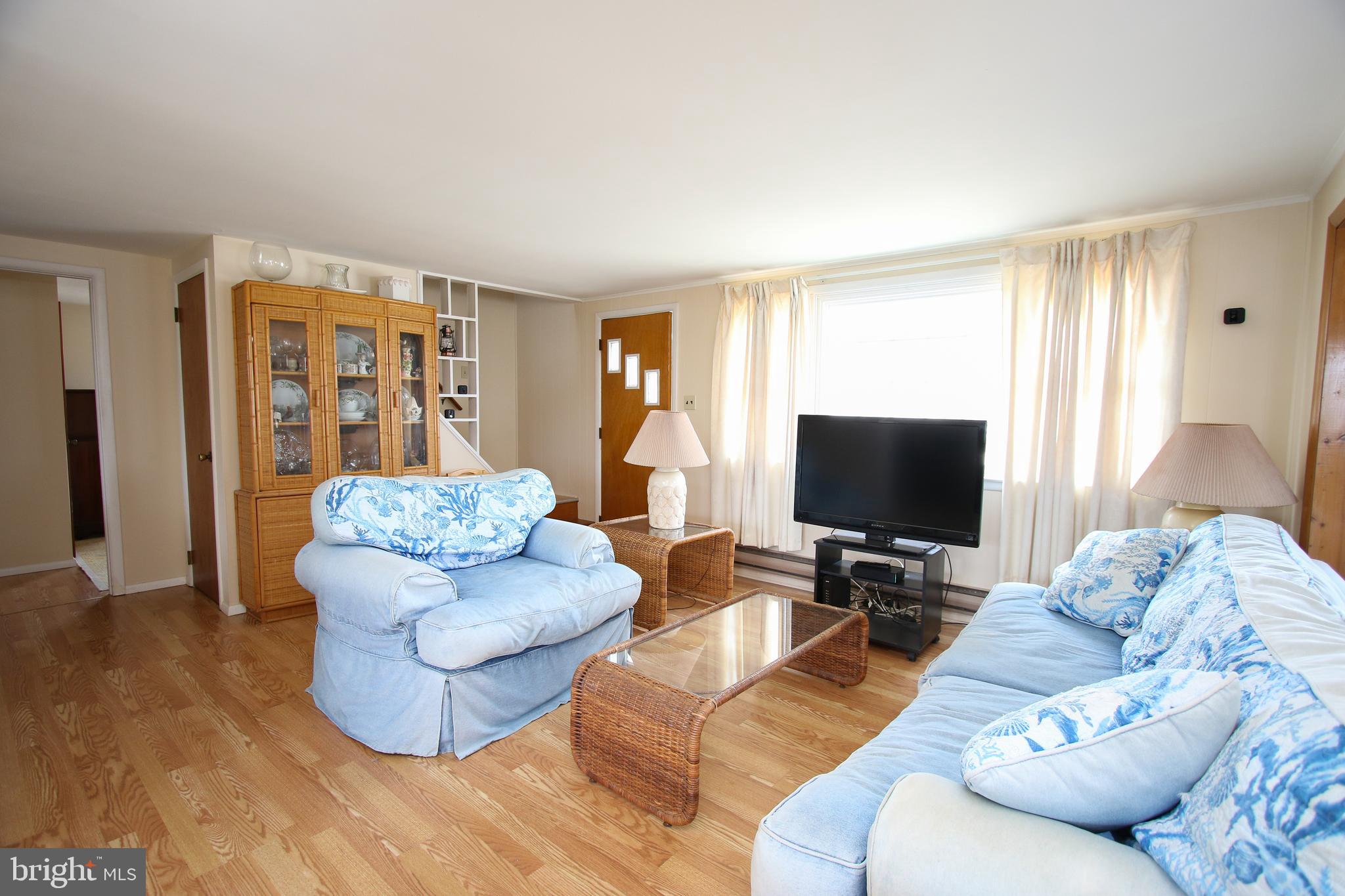 9 Adrian Road Long Beach Township, NJ 08006 - Photo 7 of 45 Living Area