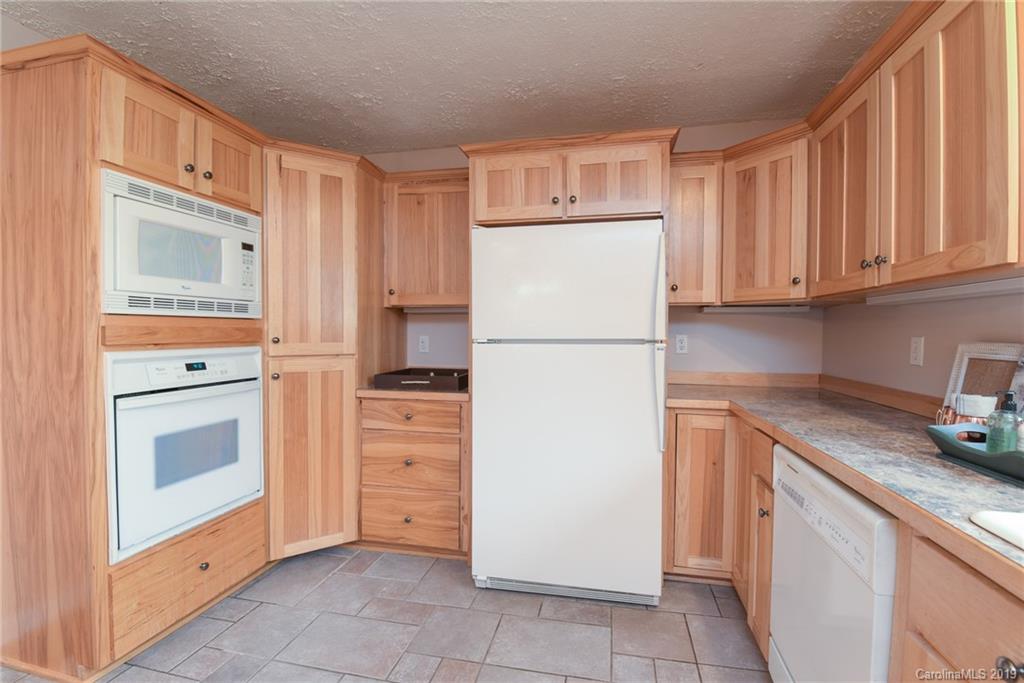126 Stewart Road Waynesville, NC 28786 - Photo 12 of 35