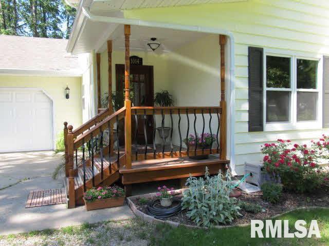 1014 Mick Road Mount Vernon, IL 62864 - Photo 2 of 20