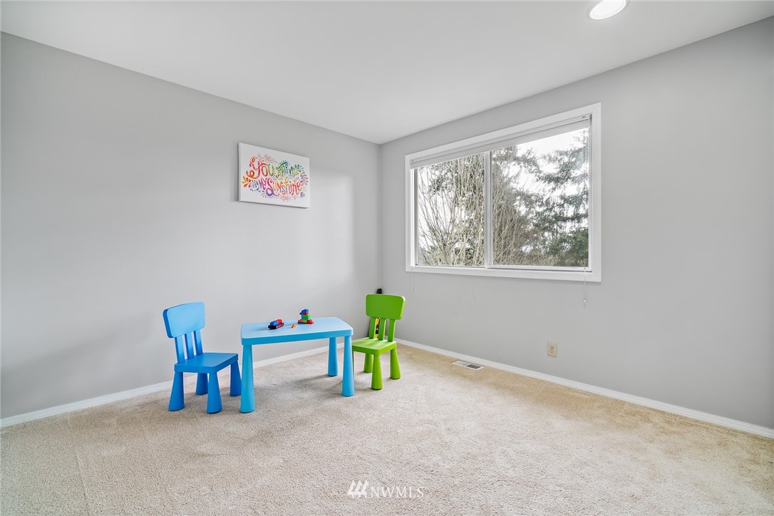 15516 93rd Court Northeast Bothell, WA 98011 - Photo 16 of 19 Gallery Image 16