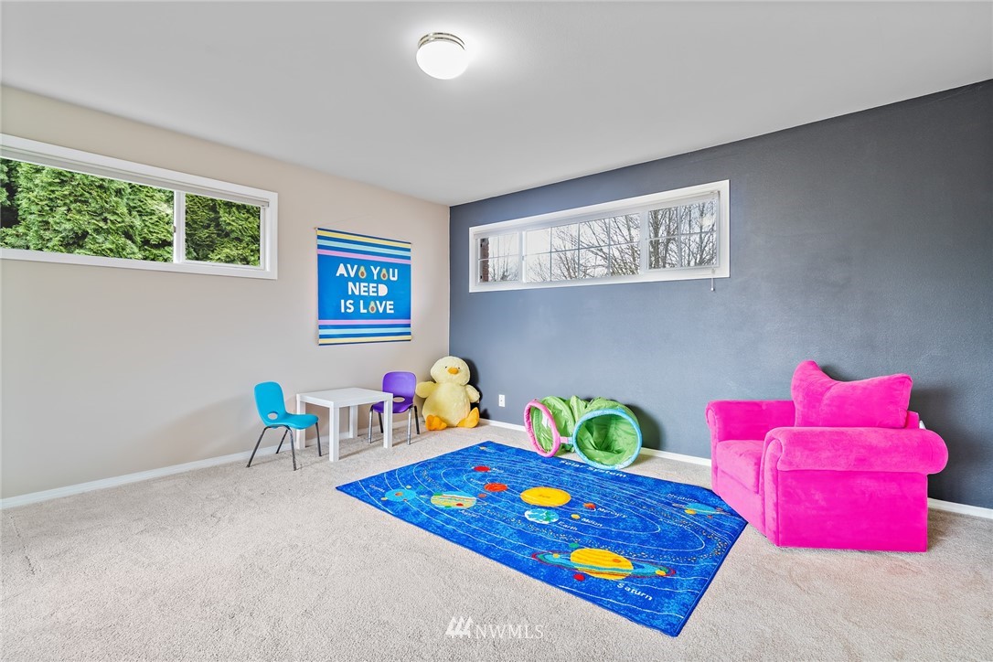 15516 93rd Court Northeast Bothell, WA 98011 - Photo 10 of 19 Gallery Image 10