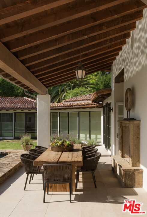 615 Hot Springs Road Santa Barbara, CA 93108 - Photo 11 of 34