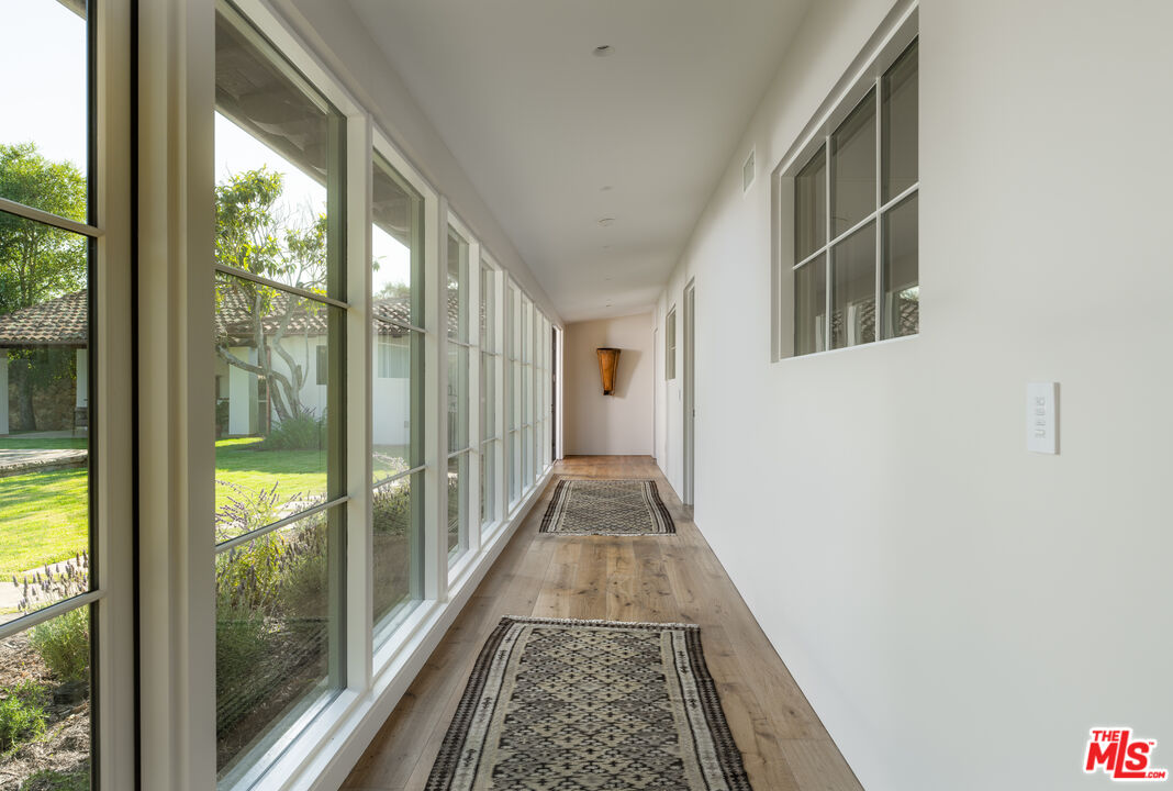 615 Hot Springs Road Santa Barbara, CA 93108 - Photo 20 of 34