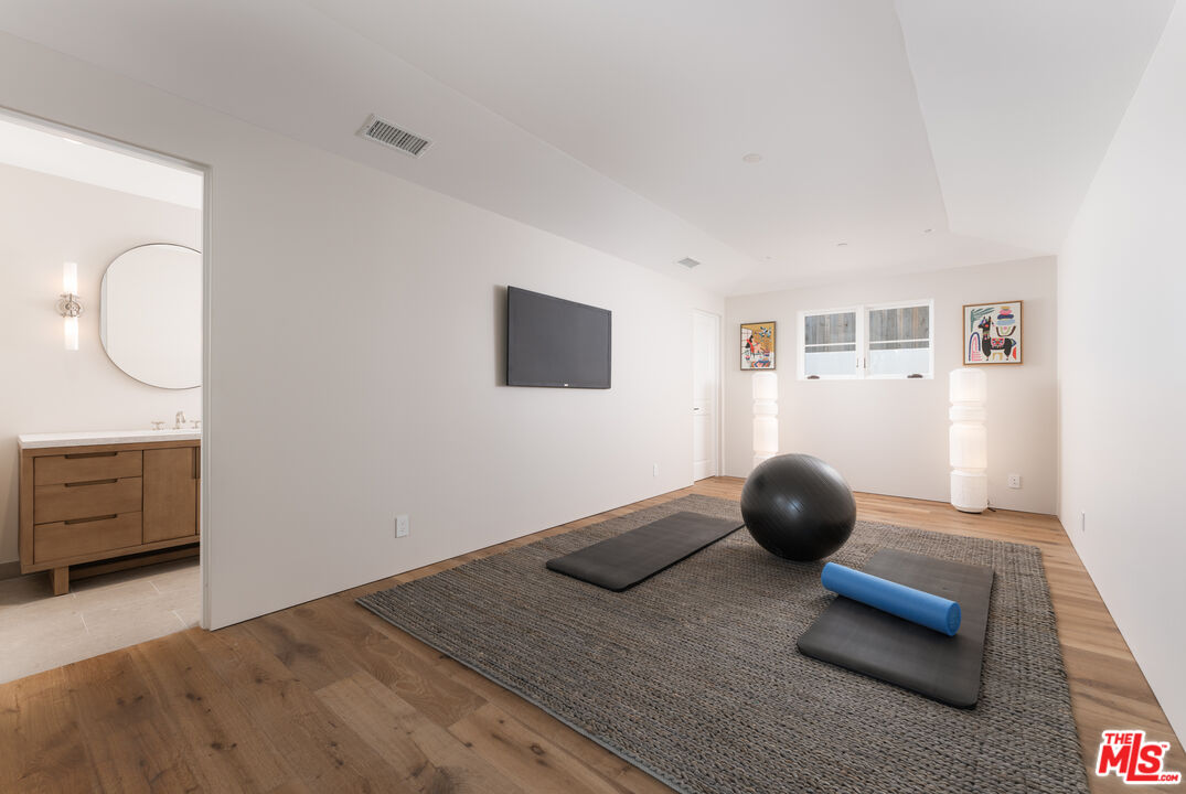 615 Hot Springs Road Santa Barbara, CA 93108 - Photo 26 of 34