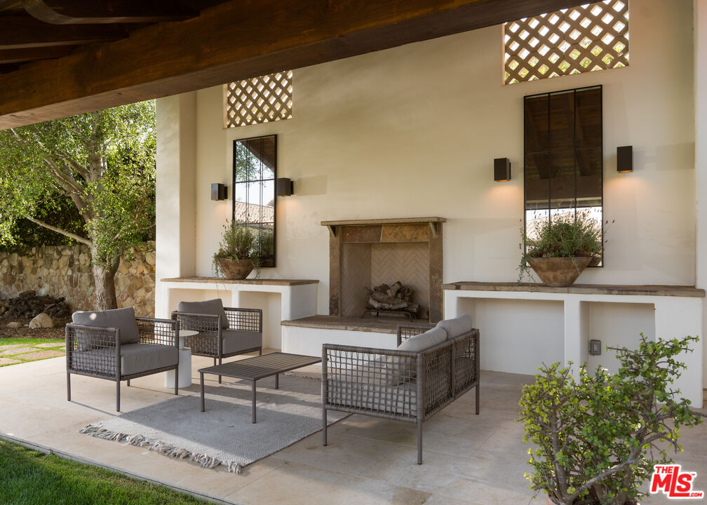 615 Hot Springs Road Santa Barbara, CA 93108 - Photo 28 of 34