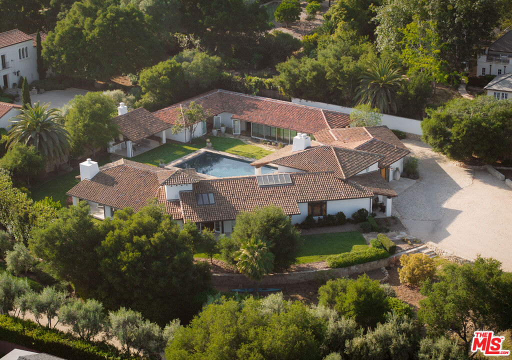 615 Hot Springs Road Santa Barbara, CA 93108 - Photo 33 of 34