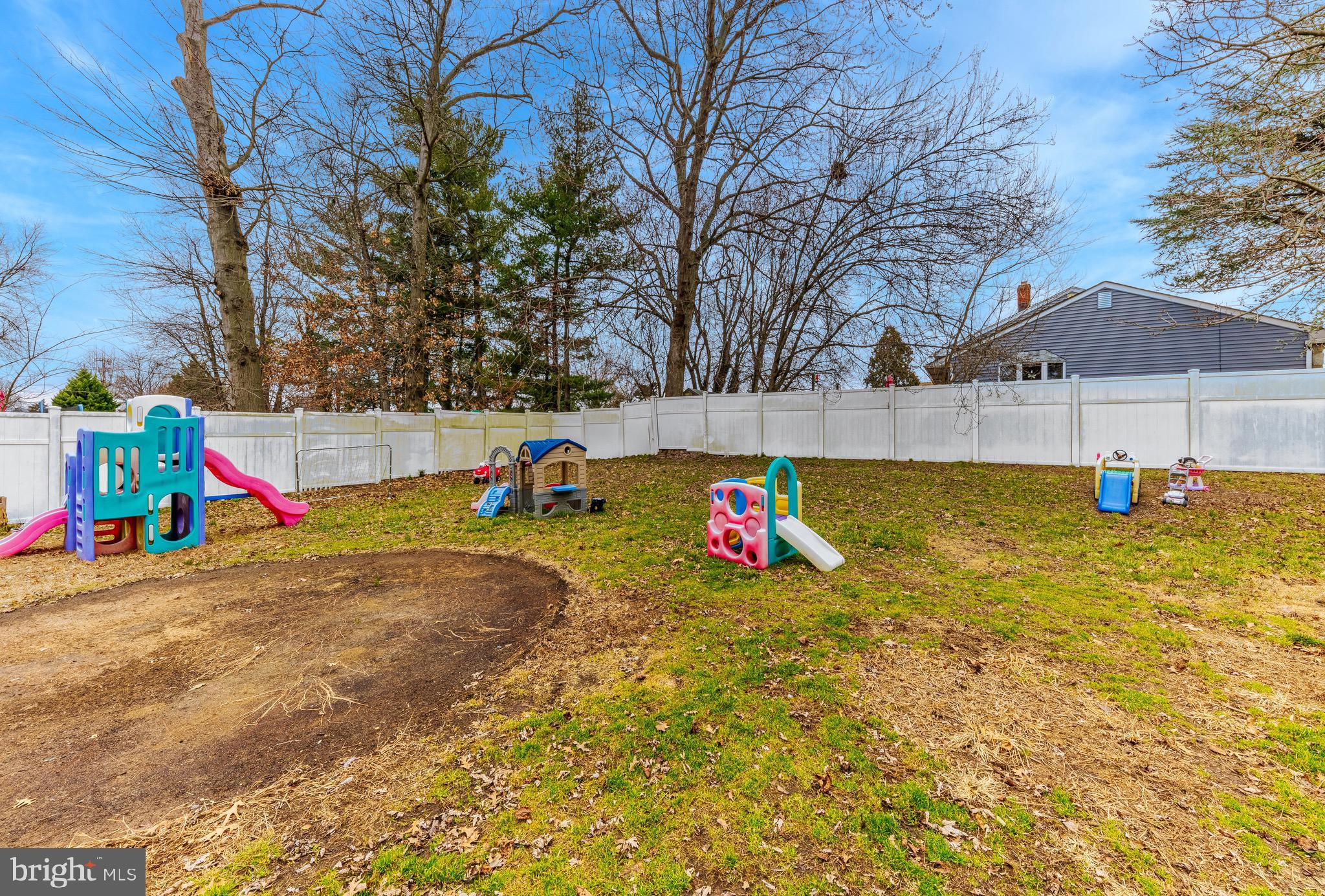 114 Pelham Road North Voorhees, NJ 08043 - Photo 3 of 17