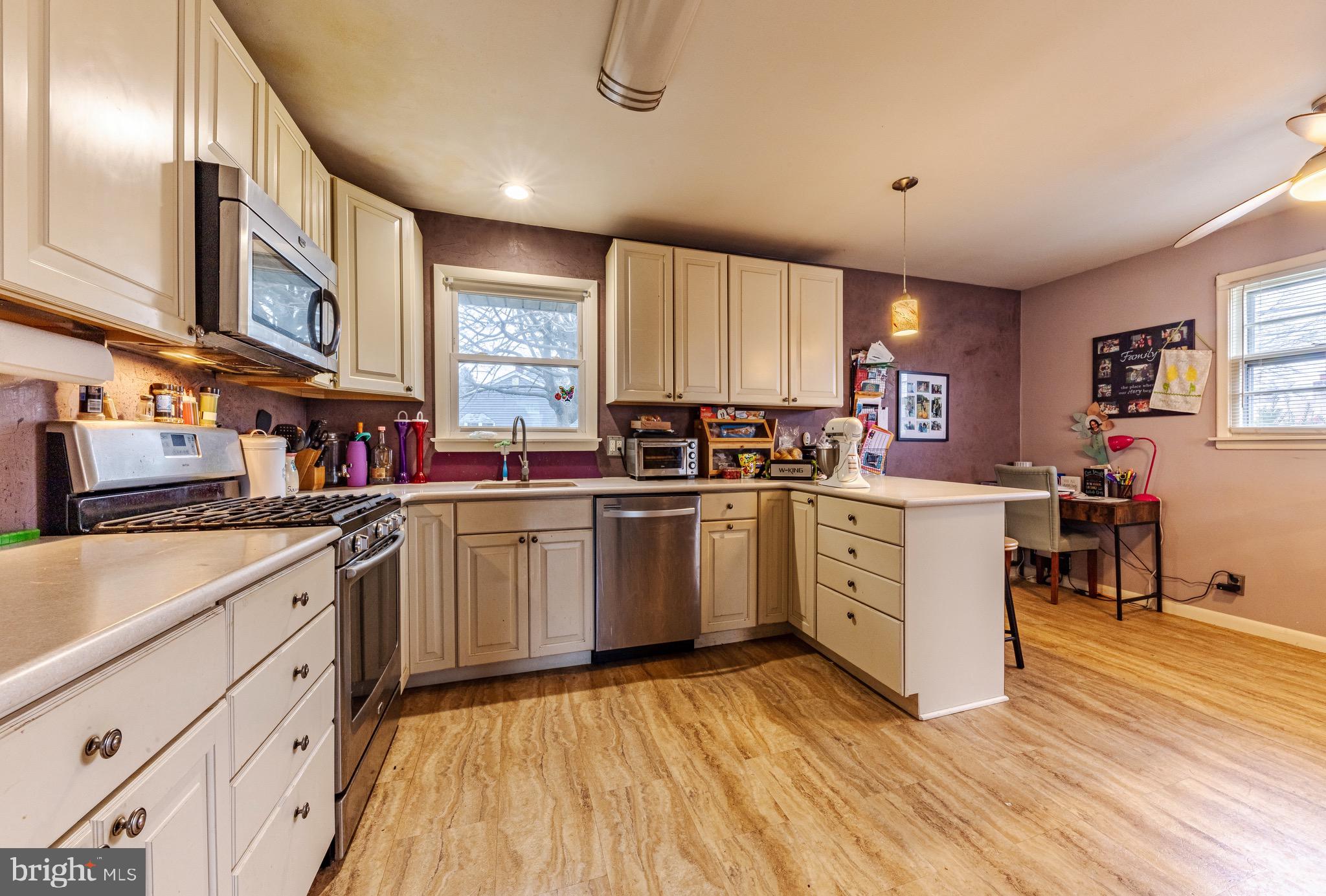 114 Pelham Road North Voorhees, NJ 08043 - Photo 8 of 17