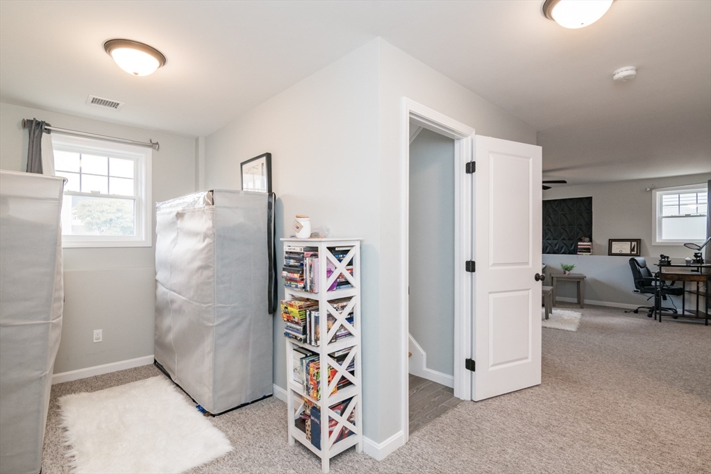 388 Manchester Street Fall River, MA 02721 - Photo 21 of 33 Gallery Image 21