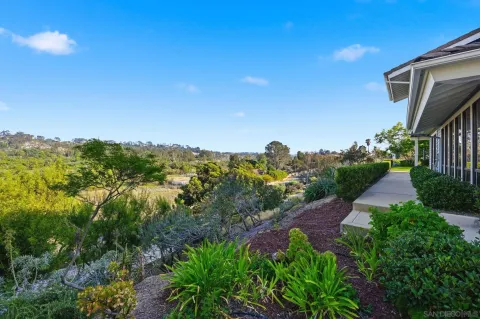 $2,495,000 | 4165 Manchester Avenue, Encinitas, CA 92024