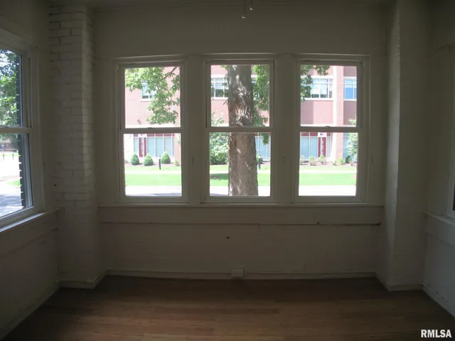 $1,850,000 | 502 Bryan Street, Peoria, IL 61603