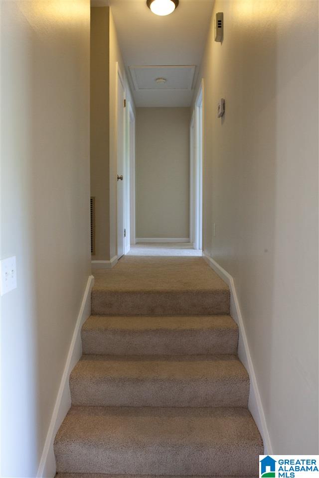 1046 Blue Ridge Boulevard Birmingham, AL 35226 - Photo 13 of 24