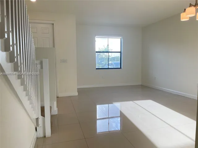 $3,100 | 10491 West 34th Court, Hialeah, FL 33018