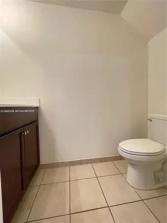 a bathroom with a toilet