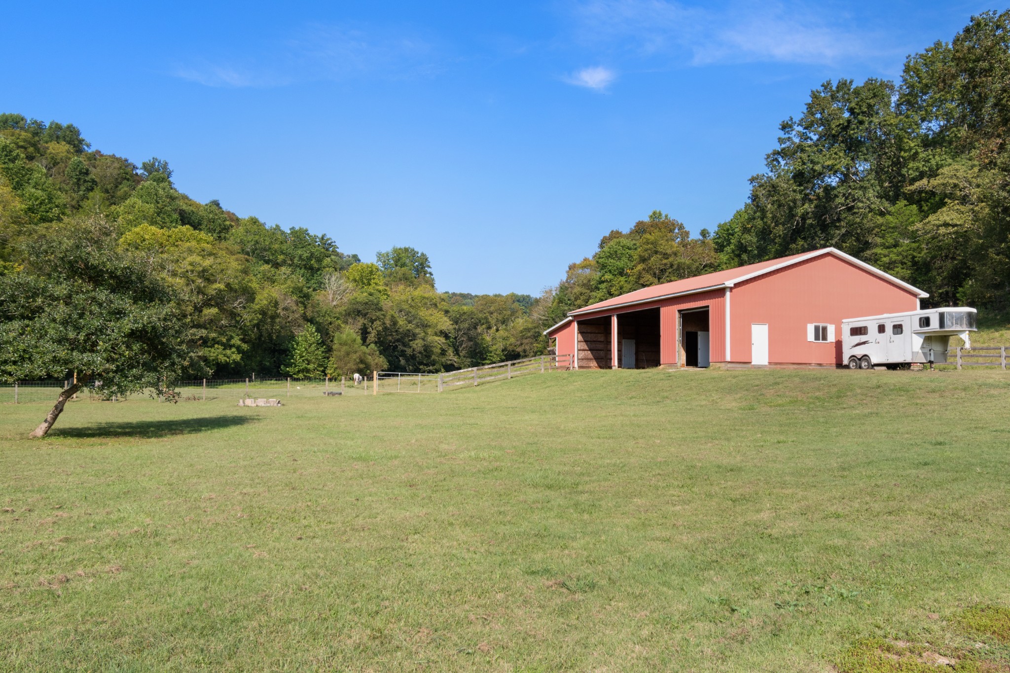 2600 Creecy Hollow Road Pulaski, TN 38478 - Photo 32 of 47 a front view of house with yard