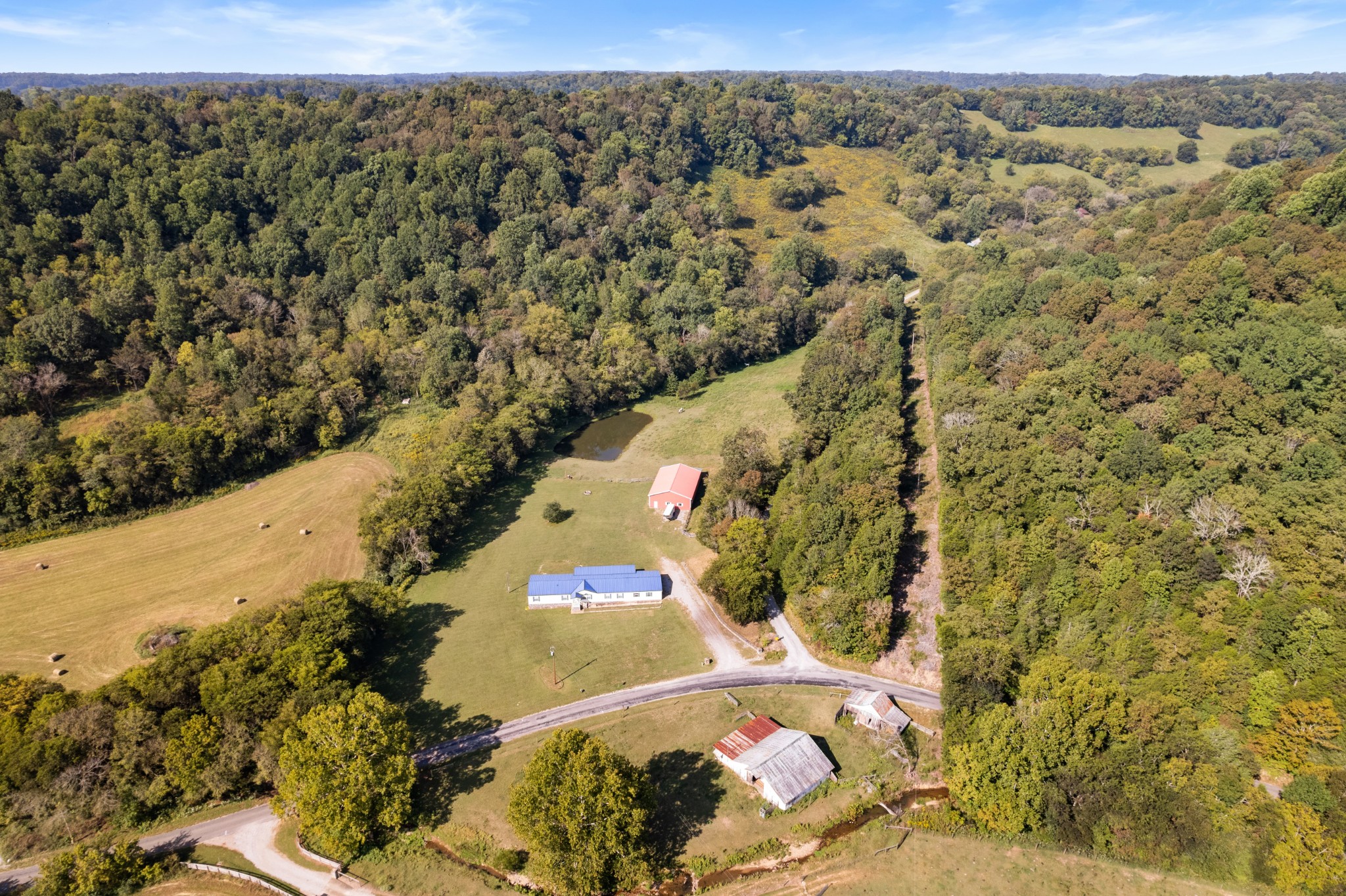 2600 Creecy Hollow Road Pulaski, TN 38478 - Photo 38 of 47 view of city and mountain