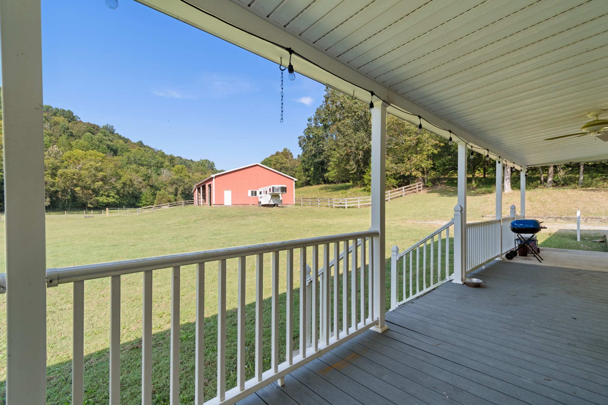 2600 Creecy Hollow Road Pulaski, TN 38478 - Photo 8 of 47 a view of a porch