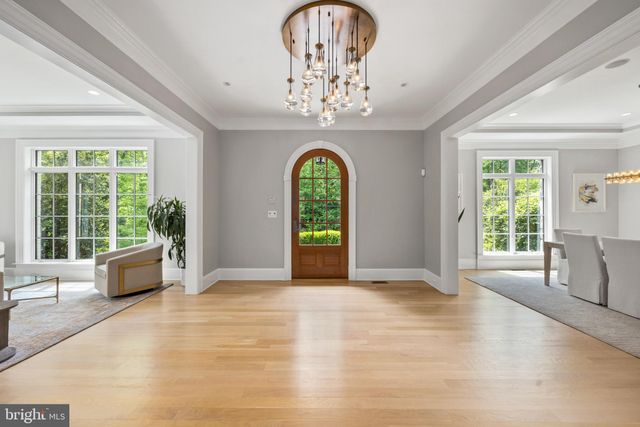 $4,443,000 | 6704 Lupine Lane, McLean, VA 22101