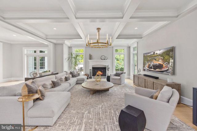 $4,443,000 | 6704 Lupine Lane, McLean, VA 22101