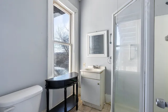 $1,100 | 160 Prospect Street, Unit 1, Waterbury, CT 06710