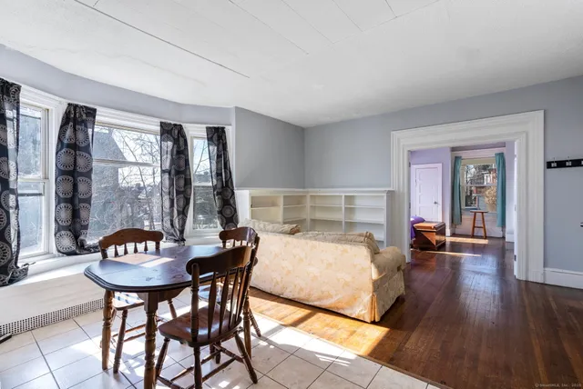 $1,100 | 160 Prospect Street, Unit 1, Waterbury, CT 06710