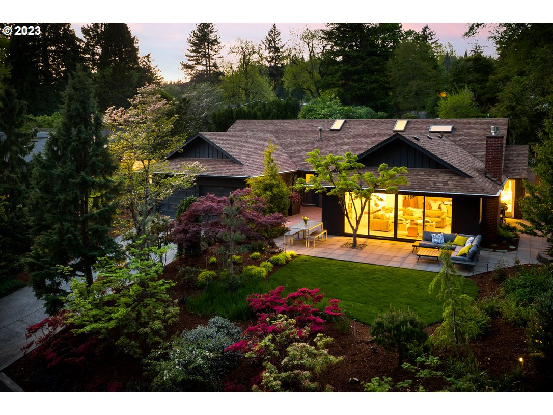 3707 Southwest Lyle Court Portland, OR 97221 - Photo 1 of 48 Gallery Image 1