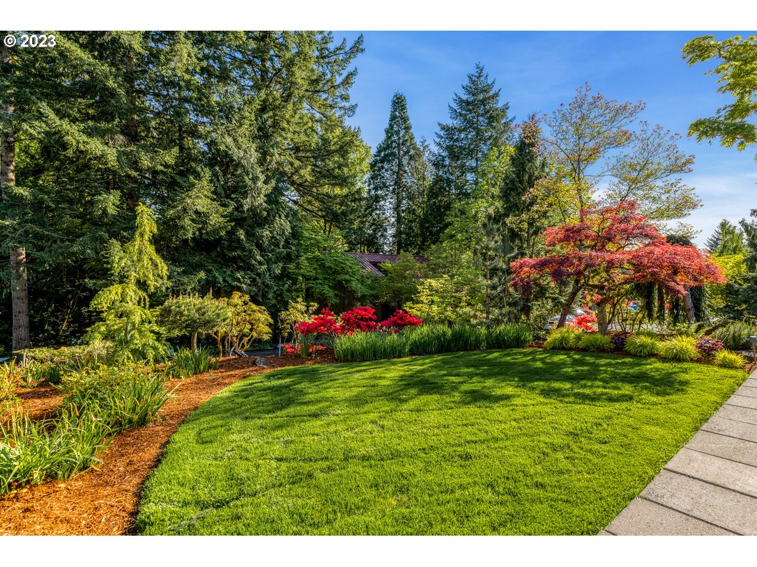 3707 Southwest Lyle Court Portland, OR 97221 - Photo 42 of 48 Gallery Image 42