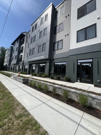 $2,000 | 211 Ferry Boulevard, Unit 202, Stratford, CT 06615