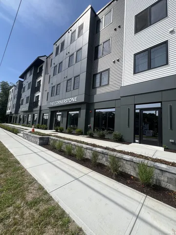 $2,000 | 211 Ferry Boulevard, Unit 202, Stratford, CT 06615