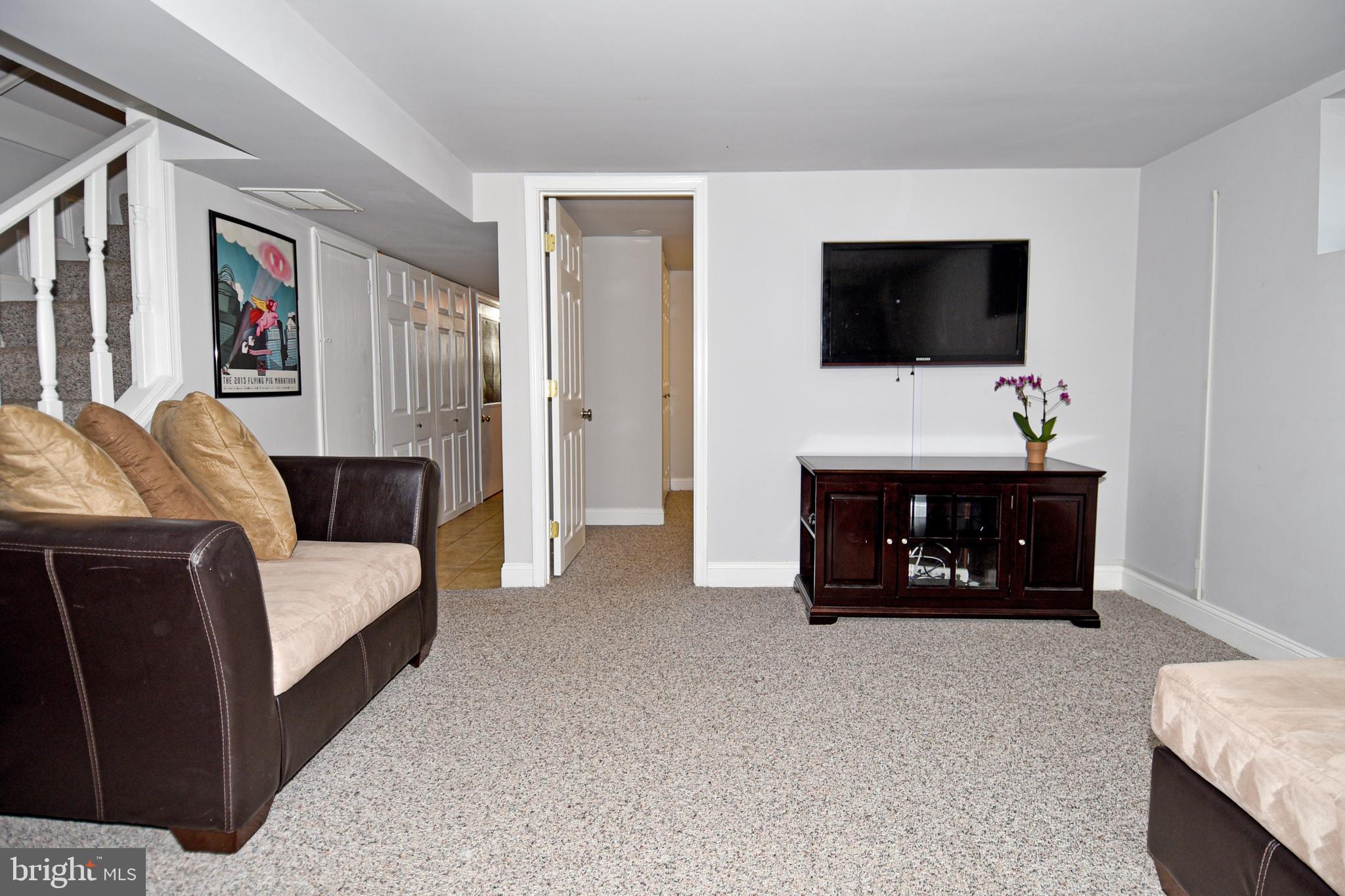 138 Cambridge Road Alexandria, VA 22314 - Photo 24 of 47
