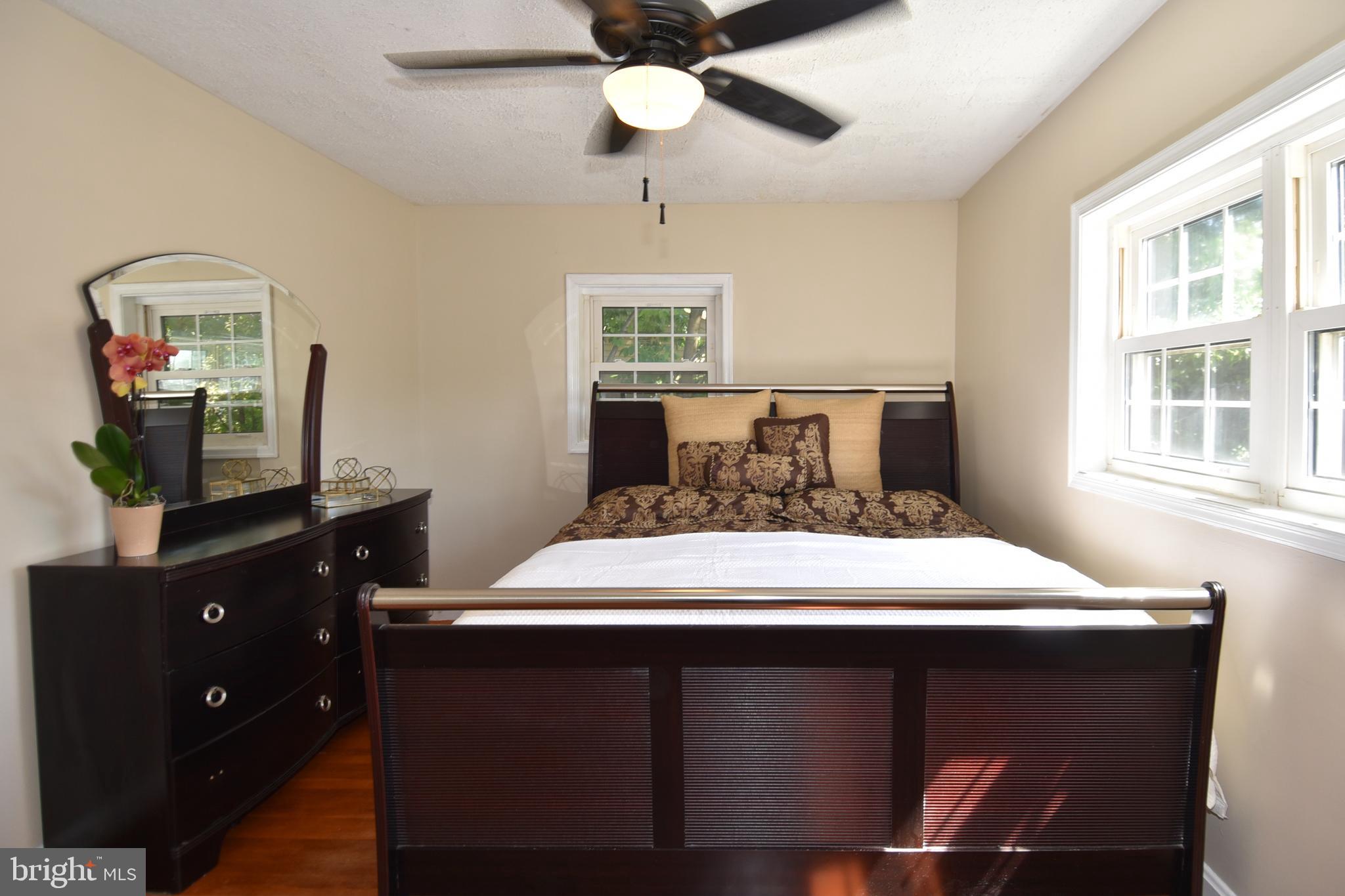 138 Cambridge Road Alexandria, VA 22314 - Photo 31 of 47