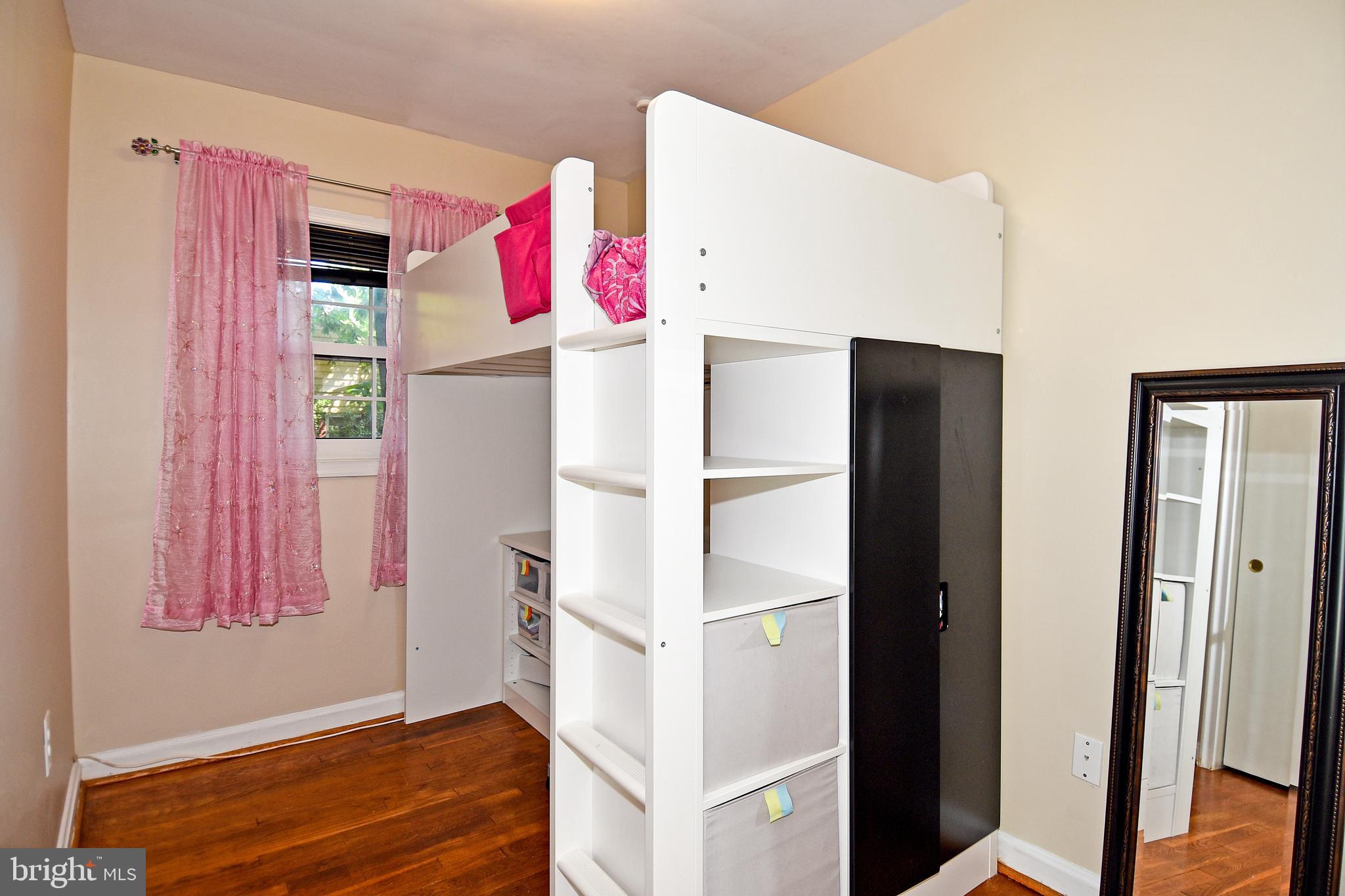 138 Cambridge Road Alexandria, VA 22314 - Photo 37 of 47