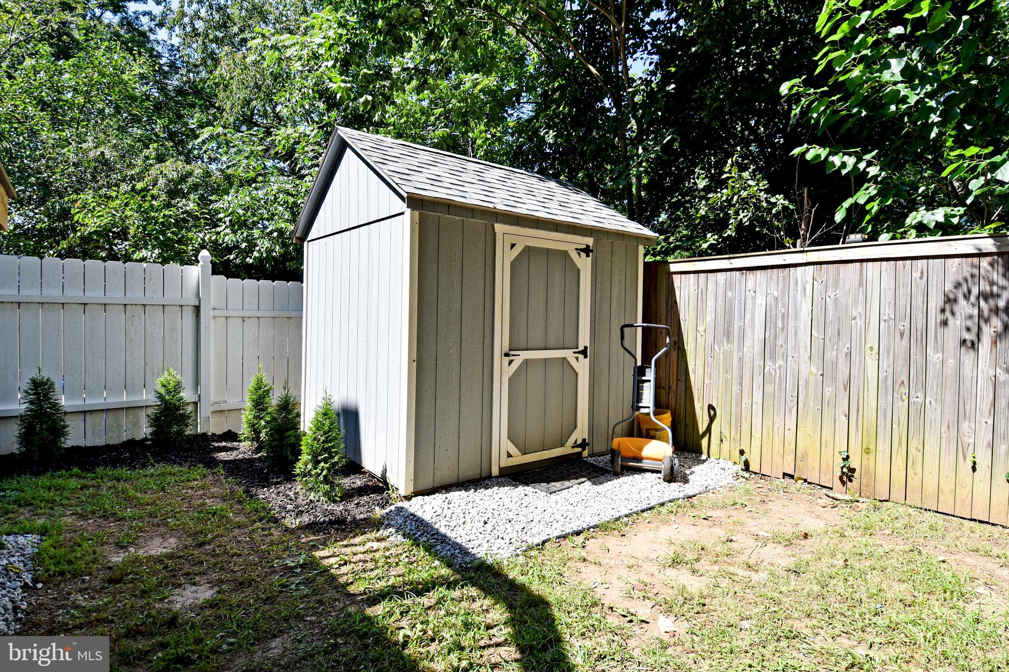 138 Cambridge Road Alexandria, VA 22314 - Photo 41 of 47