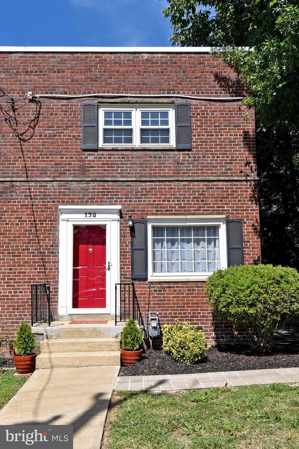 138 Cambridge Road Alexandria, VA 22314 - Photo 44 of 47
