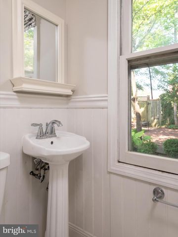 $875,000 | 3 Dean Street, Annapolis, MD 21401