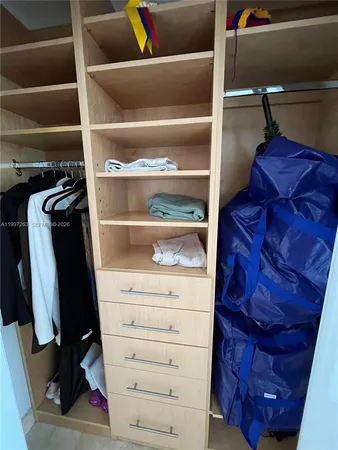 $8,700 | 808 Brickell Key Drive, Unit 2002, Miami, FL 33131