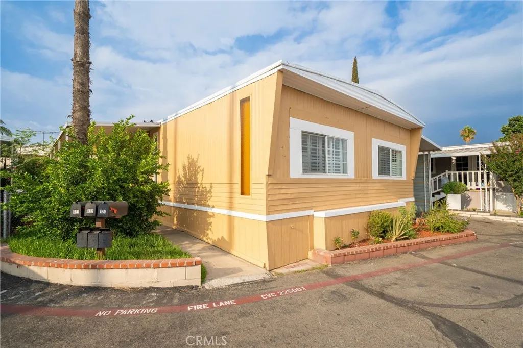 250 North Linden Avenue, Unit 124 Rialto, CA 92376 - Photo 20 of 39