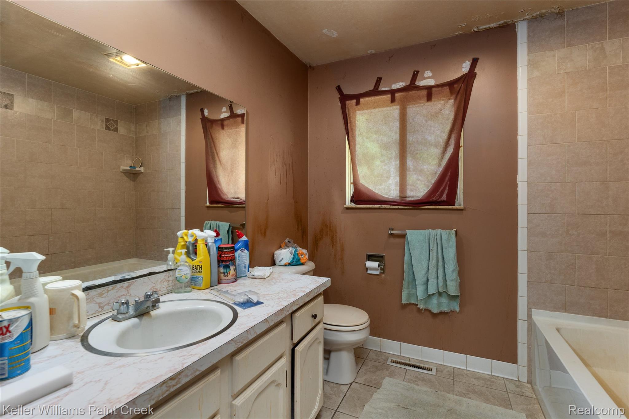 6427 Gale Road Atlas, MI 48411 - Photo 10 of 28 09-6427 Gale Rd 0008.jpg